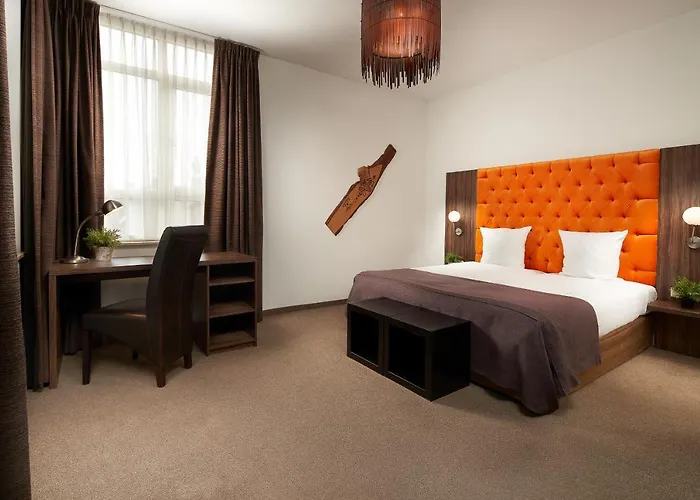 Hotel La Reine